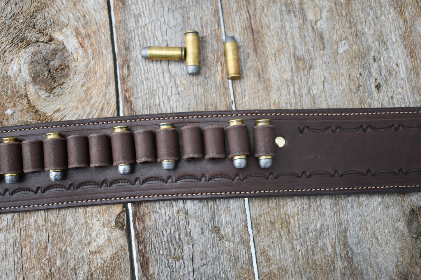 La ceinture de cartouche en cuir Rogers Hill Ransacker, la ceinture de cartouche occidentale, doublée et outillée